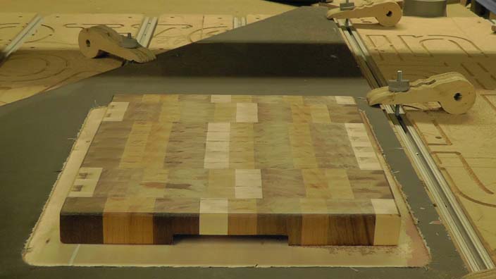 Both the spoil board and cutting board were surfaced with a bottom planing bit.